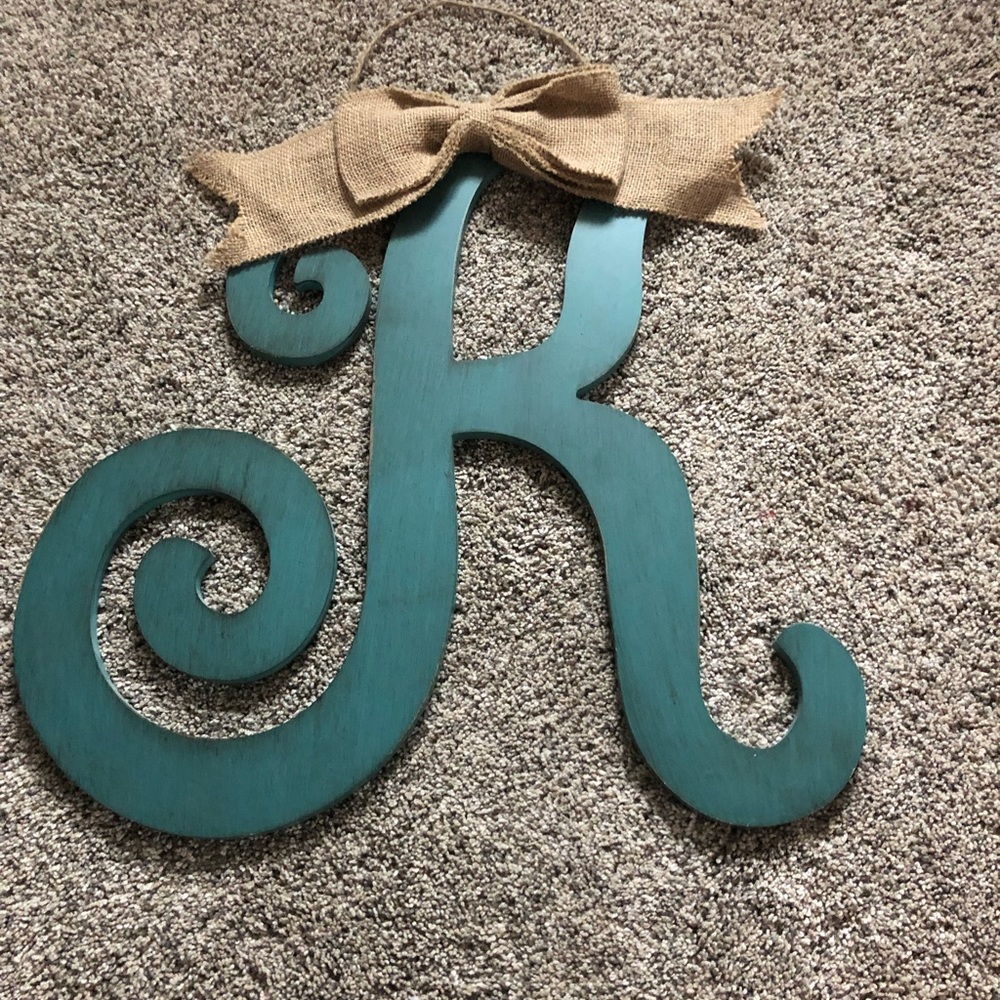 Kirkland’s K sign